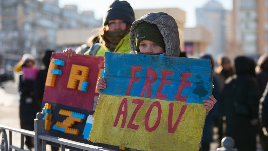 Russia Sentences 250 Captured Ukrainian Azov Servicemen via Fabricated Trials
