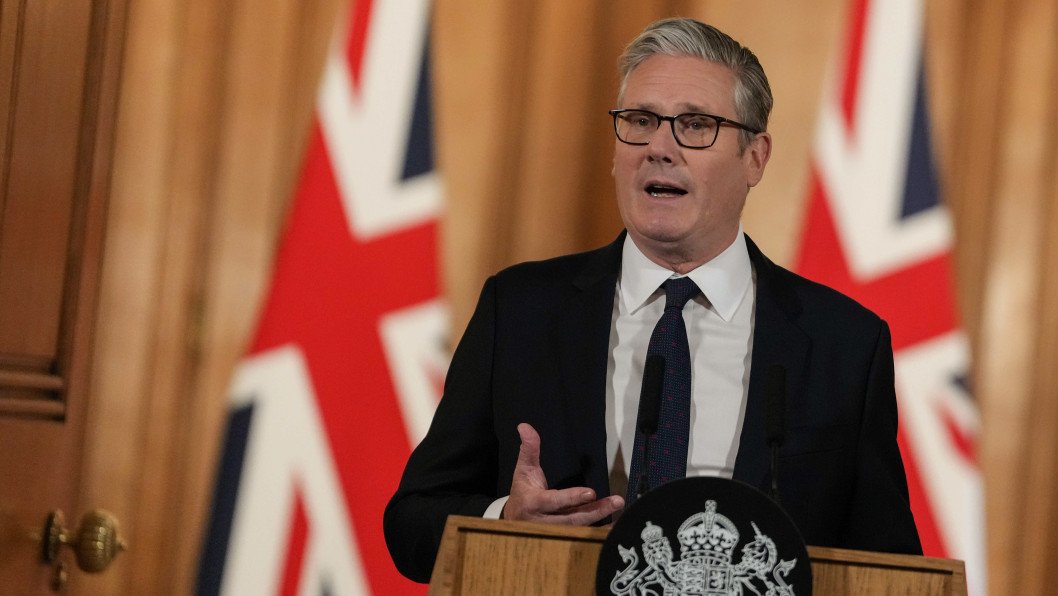 “It Was Reckless”: Keir Starmer Condemns Russian Frigate for Firing Warning Shots at Civilian Yacht in English Channel