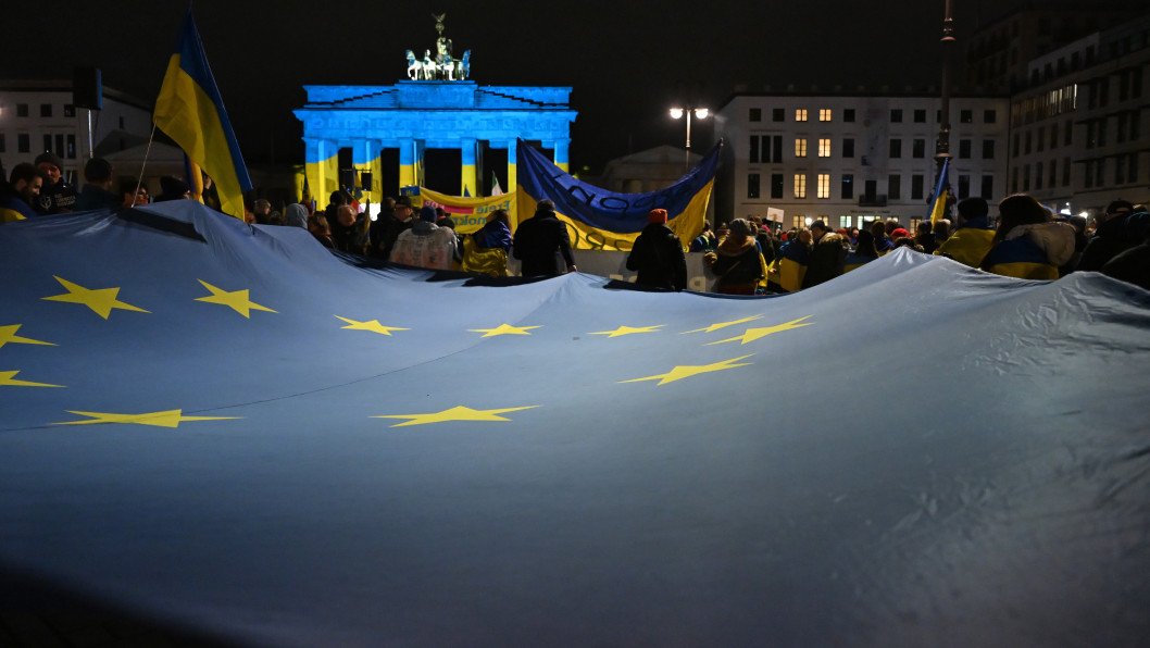Hungary Drops Ukraine EU Veto, Clearing Way for Accession Talks and €40 Billion Defense Fund