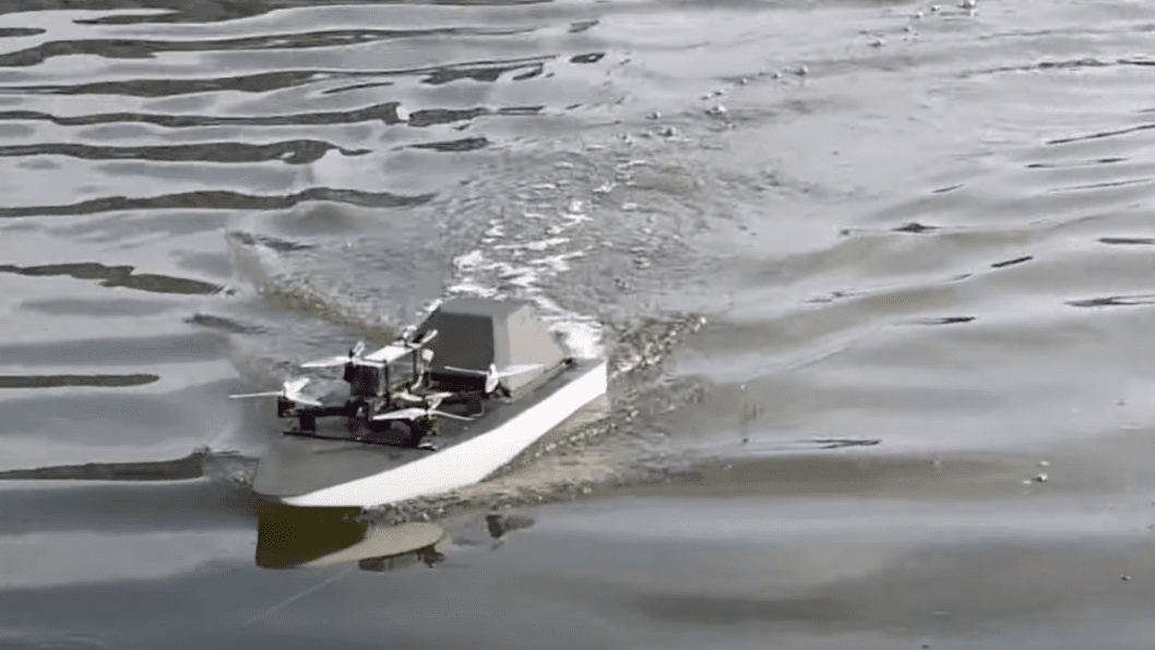 Ukrainian Firm Debuts Multifunctional River Drone Ursula
