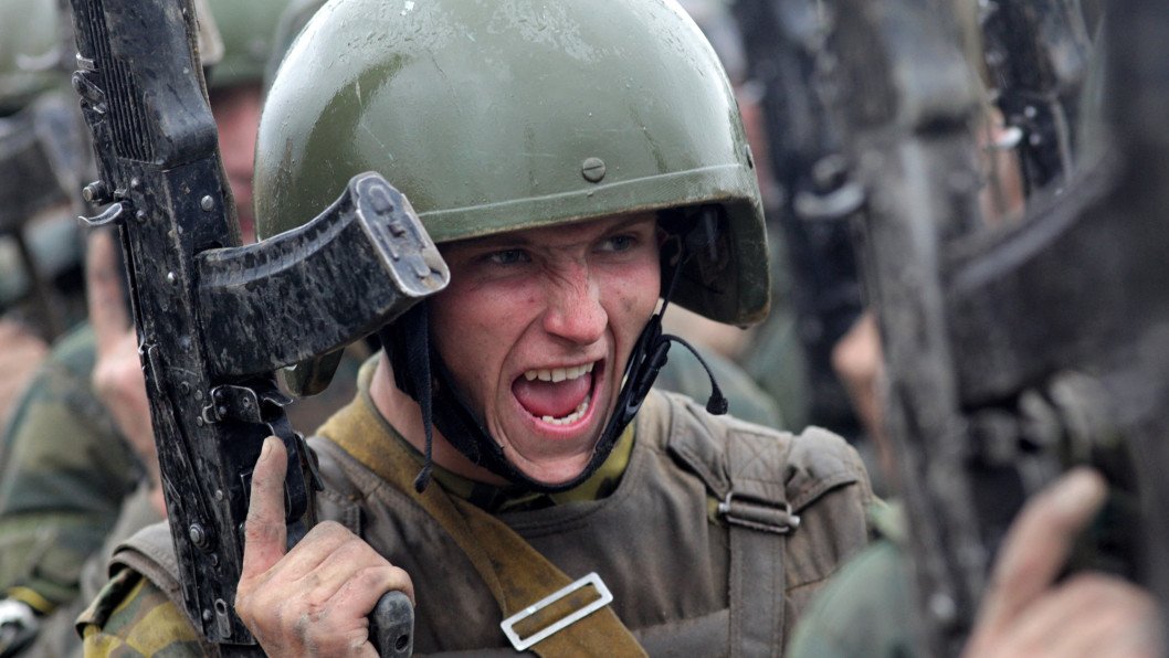 EU Softens Proposed Travel Ban on Russian Soldiers After France and Italy Intervene