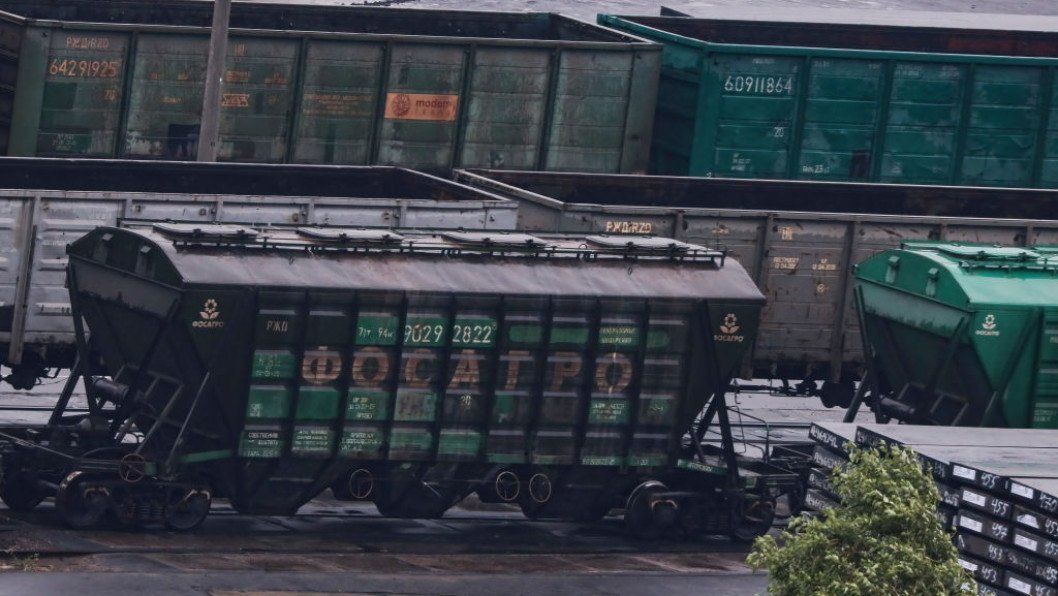 True State of Russian Economy Revealed by Collapsing Railway Cargo Data