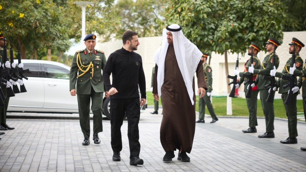 Zelenskyy Condemns Iran’s “Insane Strikes,” Discusses Civilian Protection With UAE President