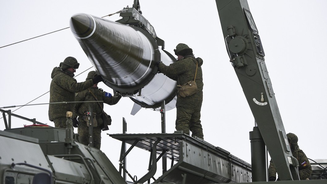 Russia Eyes 200-Missile Ballistic Barrages as Ukraine Runs Short of Patriot Interceptors