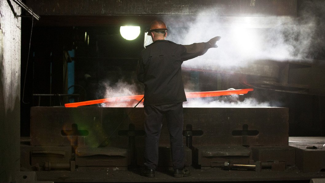 How One Unsanctioned Metal Keeps Russia’s Weapons Factories Running
