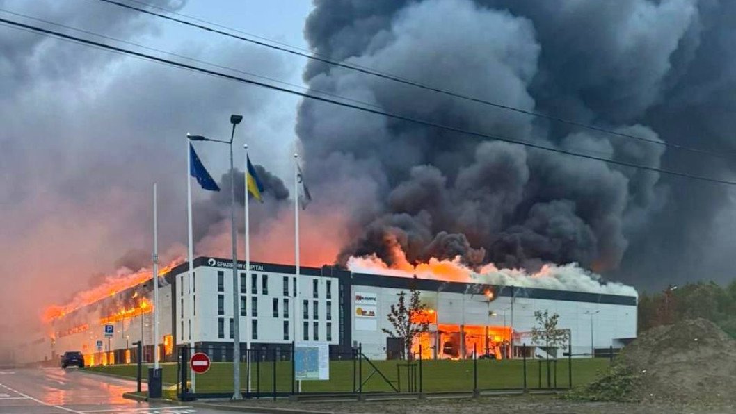 Una avalancha masiva de drones y misiles rusos golpea Ucrania, mata a cinco personas y provoca apagones generalizados