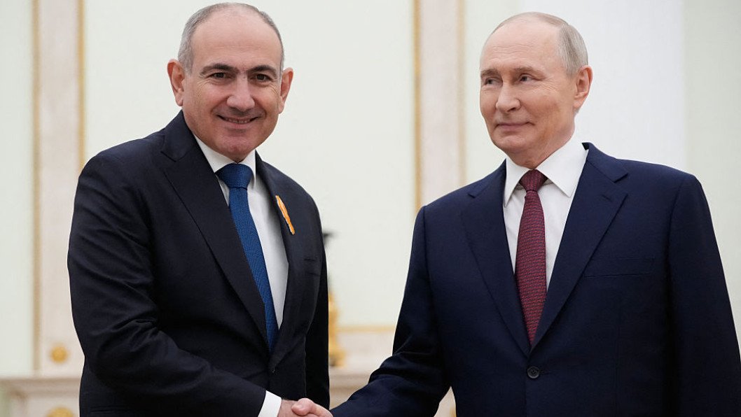 Armenia Sets Sights on EU—Not Russia, as Pashinyan and Putin Meet in Moscow