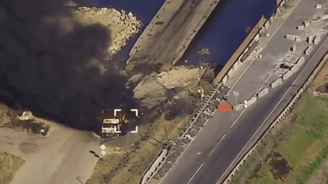 Ukraine Targets Russian “Land Corridor” to Occupied Crimea, Destroying Supply Trucks, Video