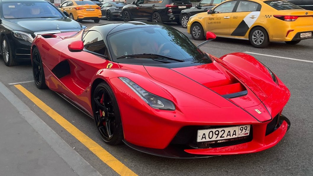 Russia’s Sanctioned Elite Still Enjoys Ferraris and Rolls-Royces—Here’s How