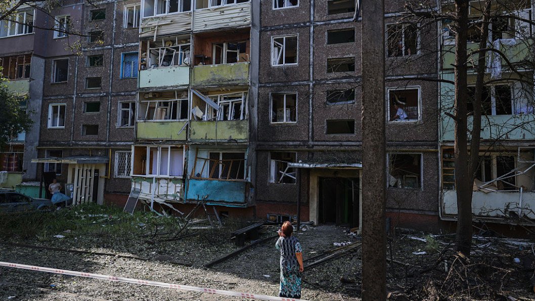 Russian Strikes Cut Power and Water for 70,000 in Ukraine’s Chernihiv Region