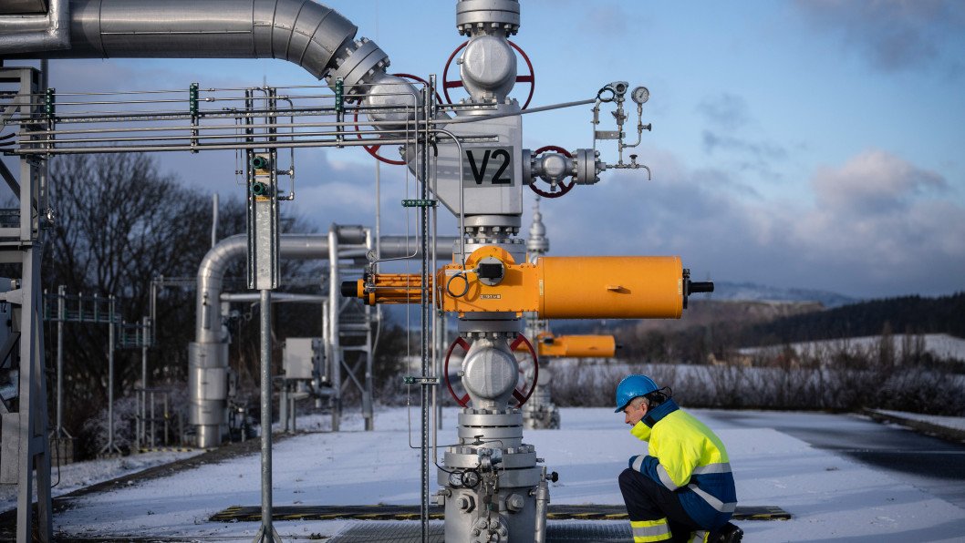 Czechia Officially Stops All Russian Oil Imports After 60 Years of Dependency