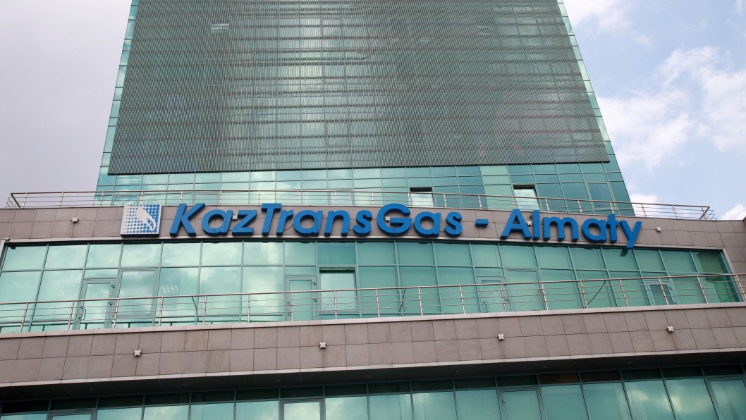 Rusia recurre a Kazajistán para importar gasolina ante el desplome de sus refinerías