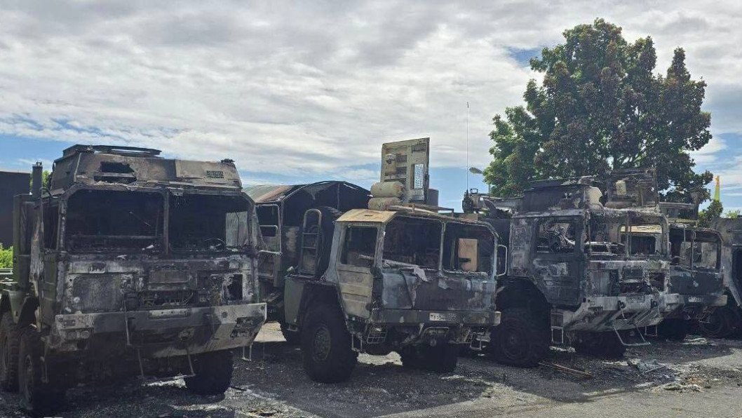 Al parecer, saboteadores rusos incendian camiones militares alemanes en Erfurt en un descarado ataque en suelo de la OTAN