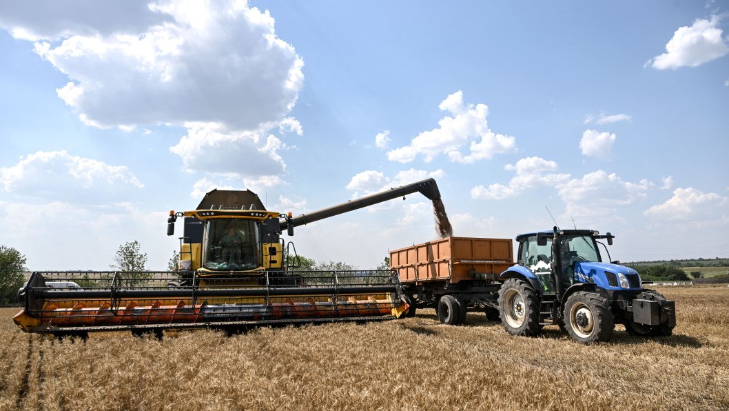 Rusia ha robado 15 millones de toneladas de grano ucraniano desde 2022, según informa Reuters