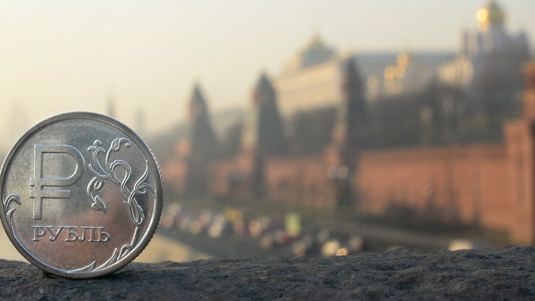 Russia Could Face Economic Collapse by End of 2025, Ukraine’s Intel Chief Warns