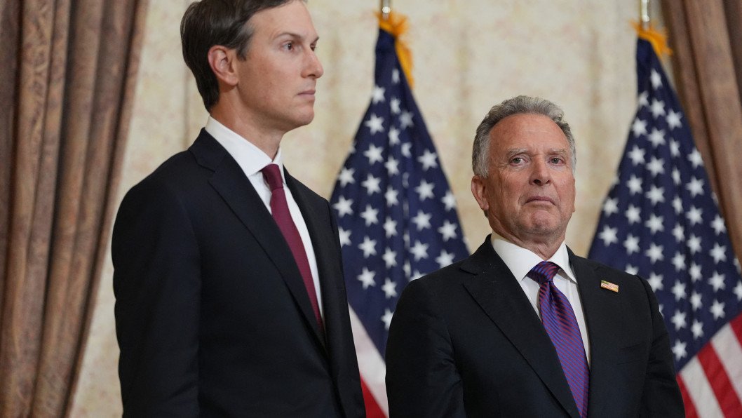 Zelenskyy Confirms First Kyiv Visit for Trump Envoys Witkoff and Kushner This Sunday