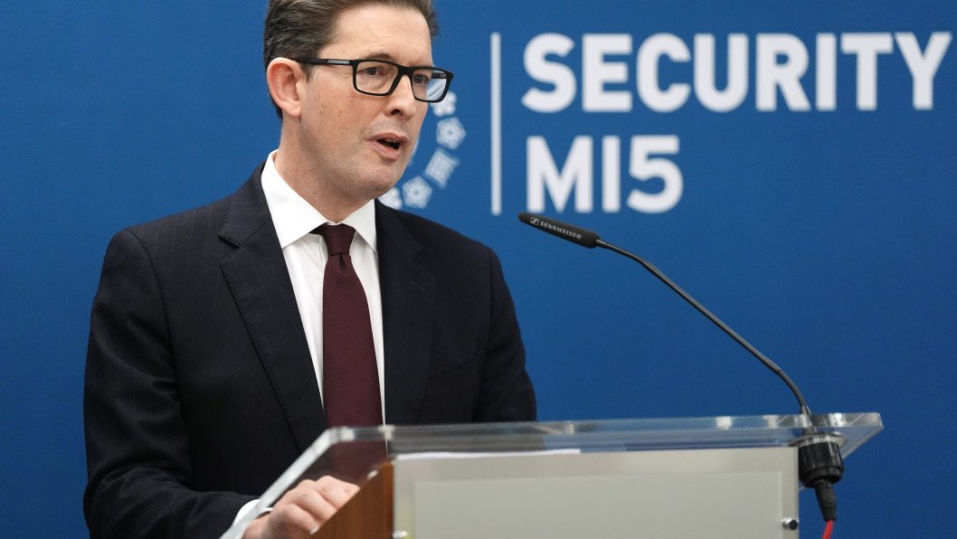 Russia Turns to Criminals for Hire After Europe Expels Its Spies, MI5 Warns