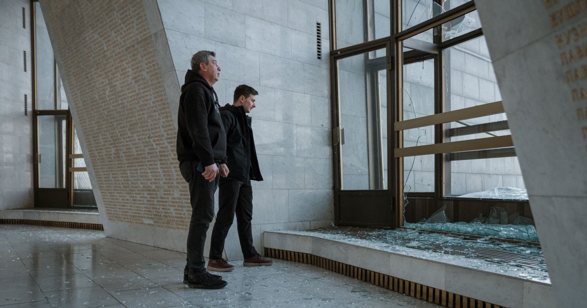 Russian Shelling Damages Kyiv WWII Museum at Foot of Motherland