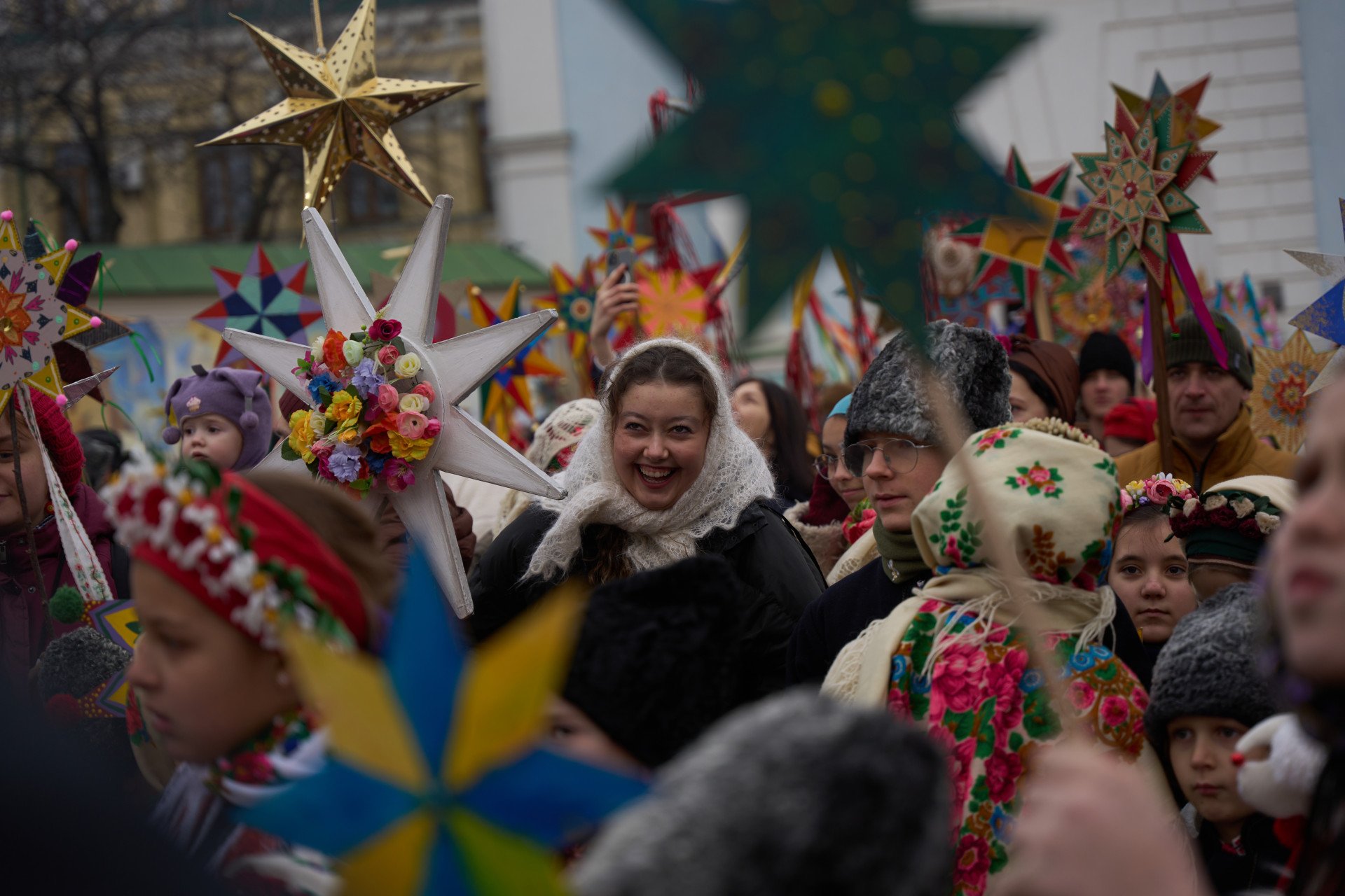 One can get lost in the streets full of stars, but not to worry—there’s cheer and smiles wherever you look. The happy faces of youth and children are all around, fully engaged in the festivities, preserving and passing on traditions to the next generation.