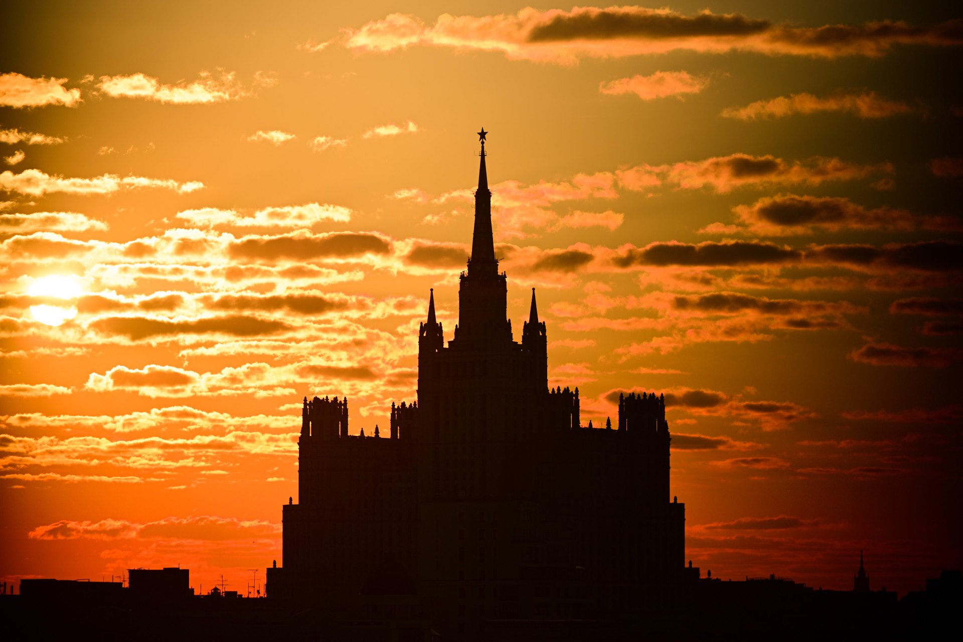 rusia rusia news rusia noticias ucrania guerra rublos rusos moneda rusa petróleo ruso