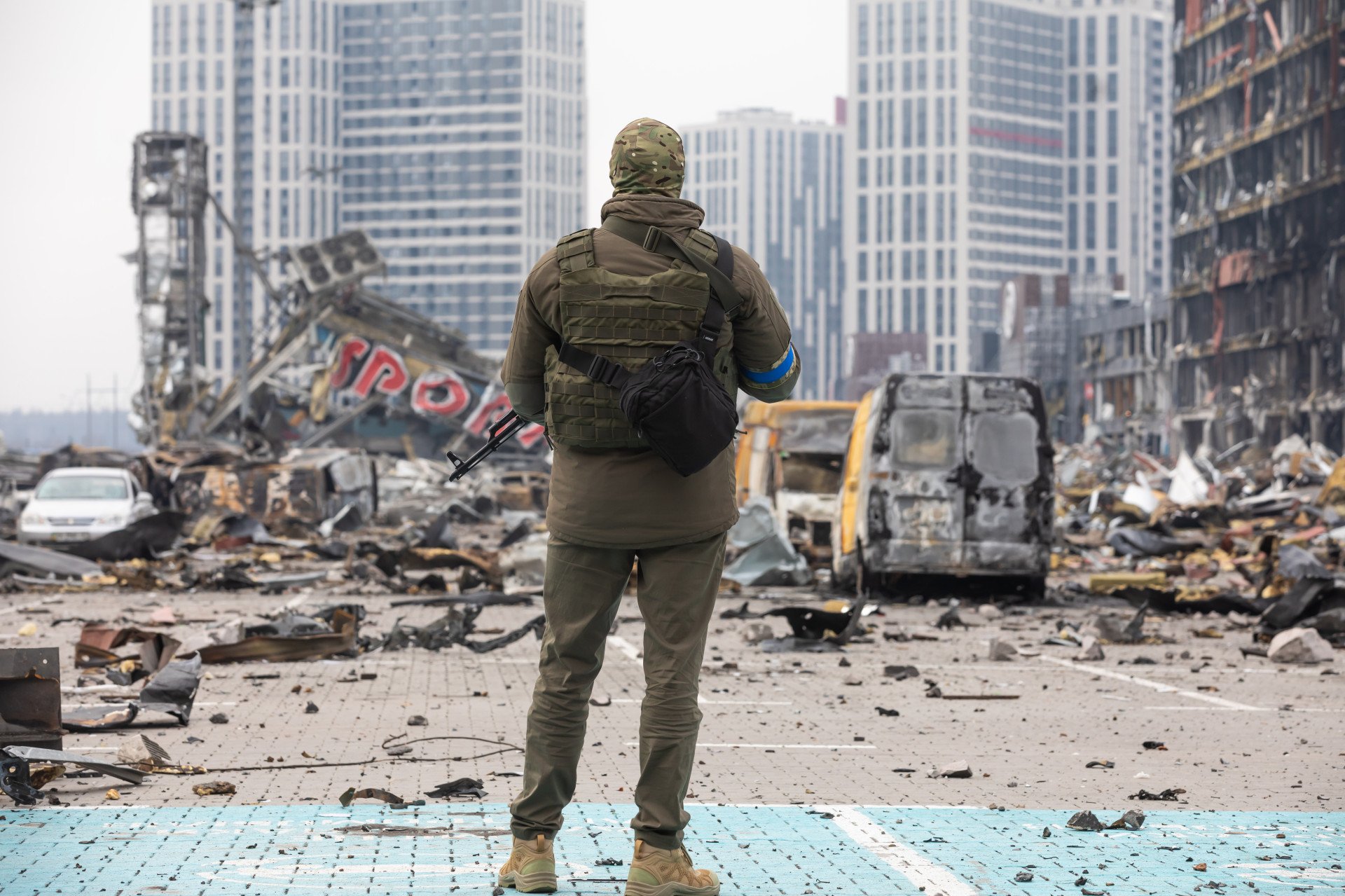 A Ukrainian soldier near Retroville shopping centre Kyiv