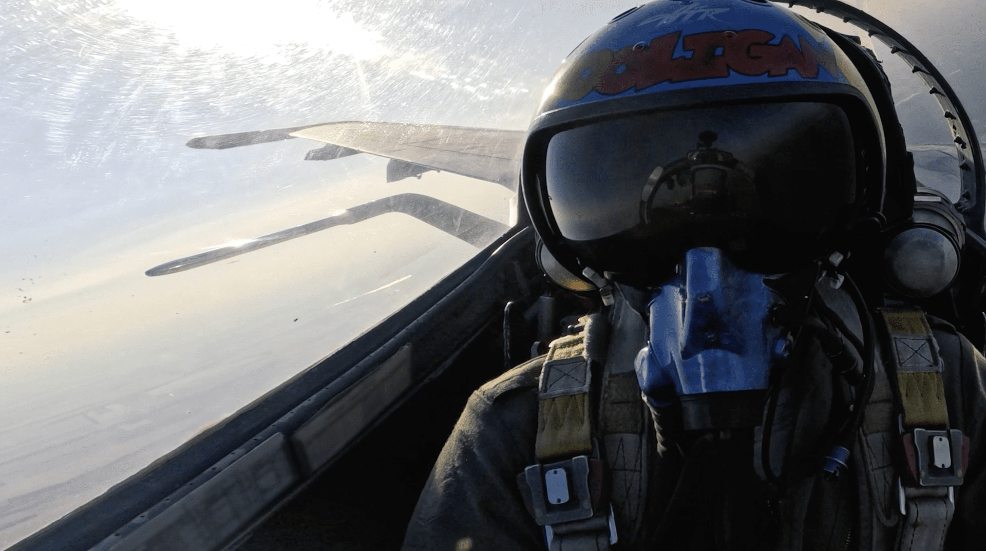 A Look Inside the Gear Powering a Ukrainian SU-27 Pilot’s Top Missions