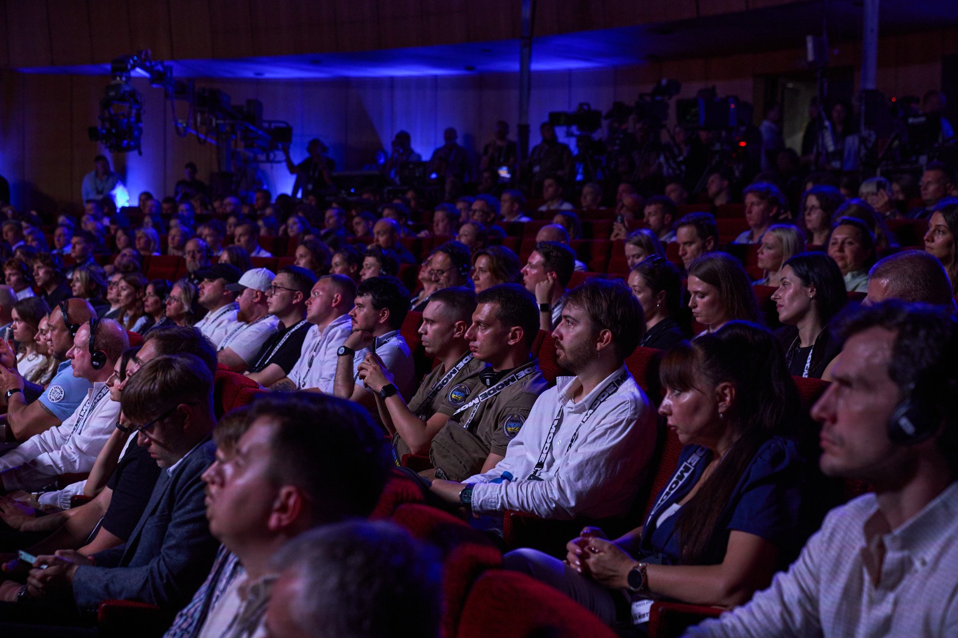 UNITED24 MODE attendees listen attentively, as panel speakers from various sectors in Ukraine engage in a moderated discussion about how cross-industry collaboration can strengthen Ukraine’s fight against Russia’s full-scale invasion. (Photo: Mykyta Shandyba / UNITED24 Media) UNITED24 MODE attendees listen attentively, as panel speakers from various sectors in Ukraine engage in a moderated discussion about how cross-industry collaboration can strengthen Ukraine’s fight against Russia’s full-scale invasion. (Photo: Mykyta Shandyba / UNITED24 Media)