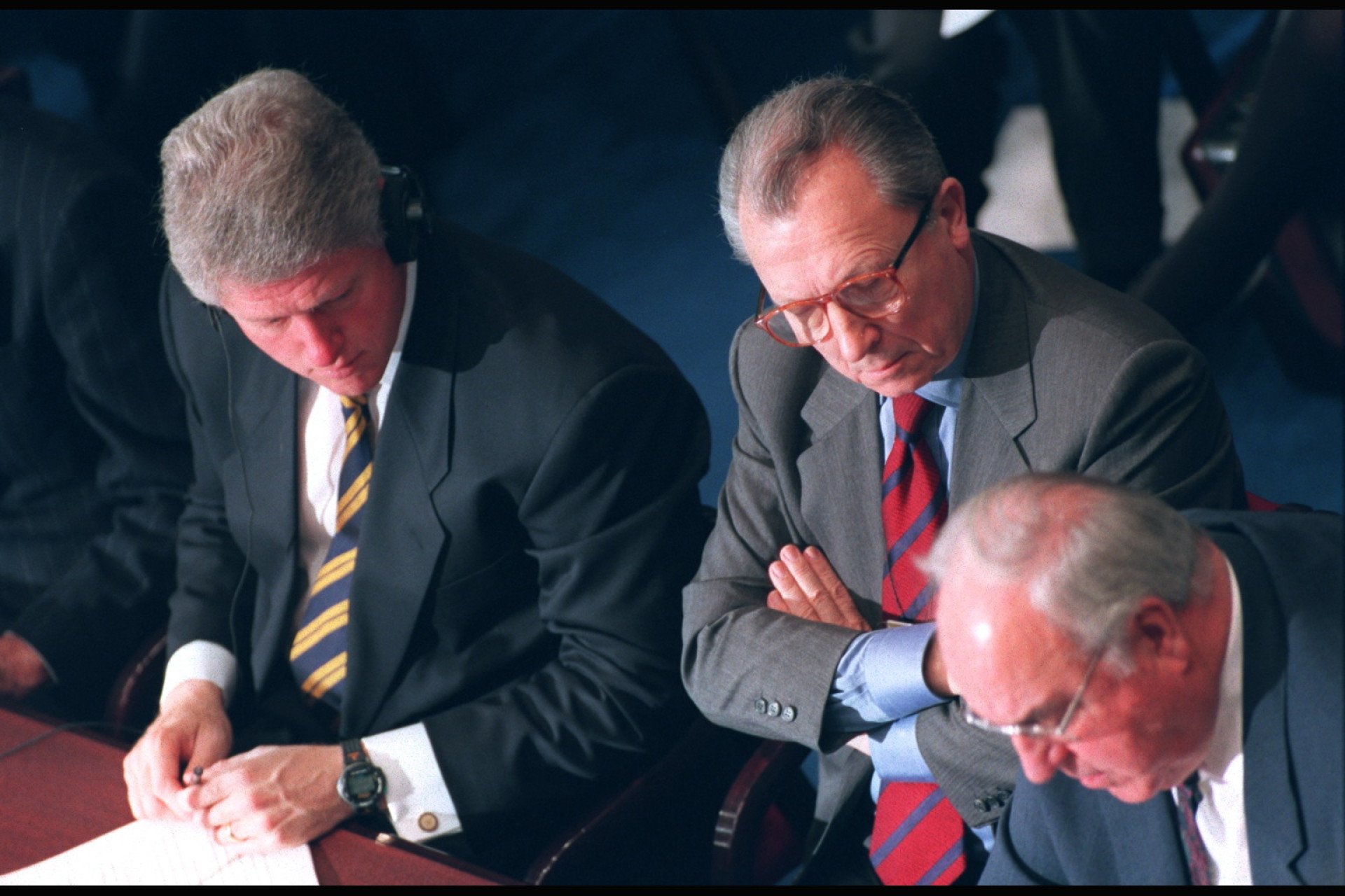 Budapest, Hungary, December 5, 1994: Conference on Security and Co-operation in Europe (CSCE) Summit in Budapest. It was here that the CSCE became OSCE, Organization for Security and Co-operation in Europe. From left to right: American President Bill Clinton, president of the European Commission Jacques Delors, and chancellor of Germany Helmut Kohl. (Photo by THIERRY ORBAN/Sygma via Getty Images)