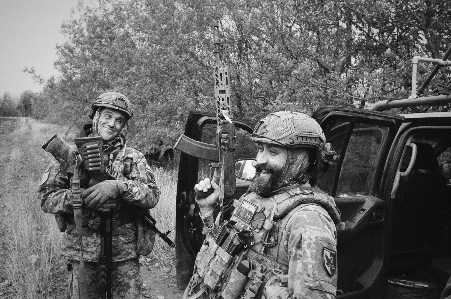 Soldiers from the 93d Brigade near a field in Dobropillia direction. Photo by Joshua Olley/UNITED24 Media