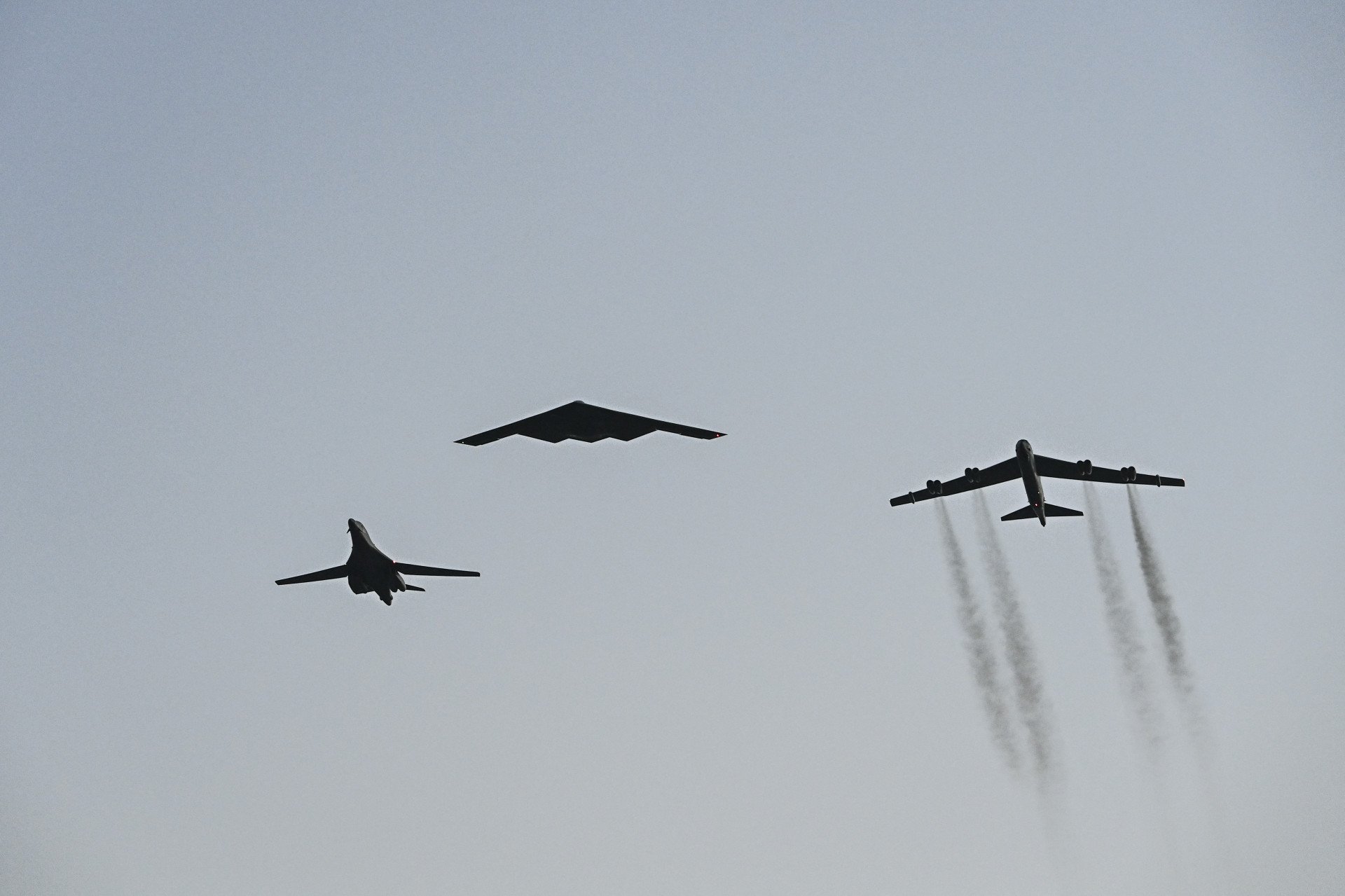 US Modernizes B-52s, Deploys B-21s as Russia’s Bomber Fleet Cripples After Ukraine’s Operation Spider Web US Modernizes B-52s, Deploys B-21s as Russia’s Bomber Fleet Cripples After Ukraine’s Operation Spider Web
