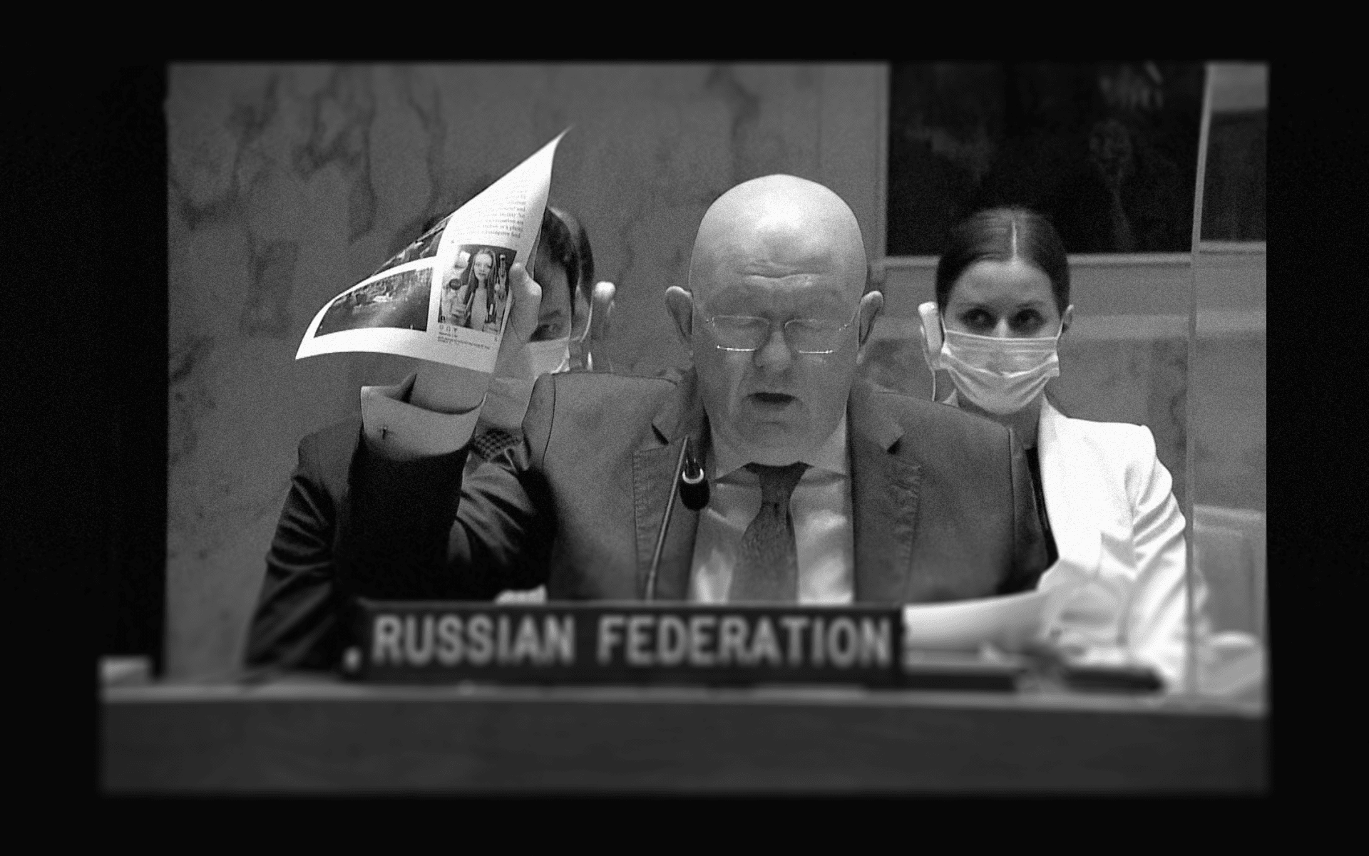 Cómo Rusia falsea la realidad para fingir inocencia mientras bombardea a civiles Cómo Rusia falsea la realidad para fingir inocencia mientras bombardea a civiles