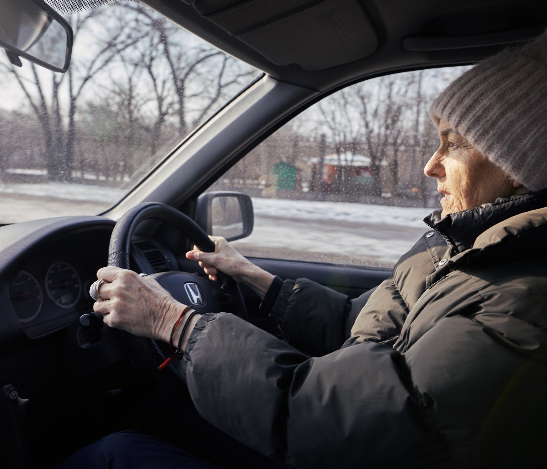 British volunteer Rose Cecil drives a donated vehicle into Kherson. (Source: UNITED24 Media/Joshua Olley) British volunteer Rose Cecil drives a donated vehicle into Kherson. (Source: UNITED24 Media/Joshua Olley)