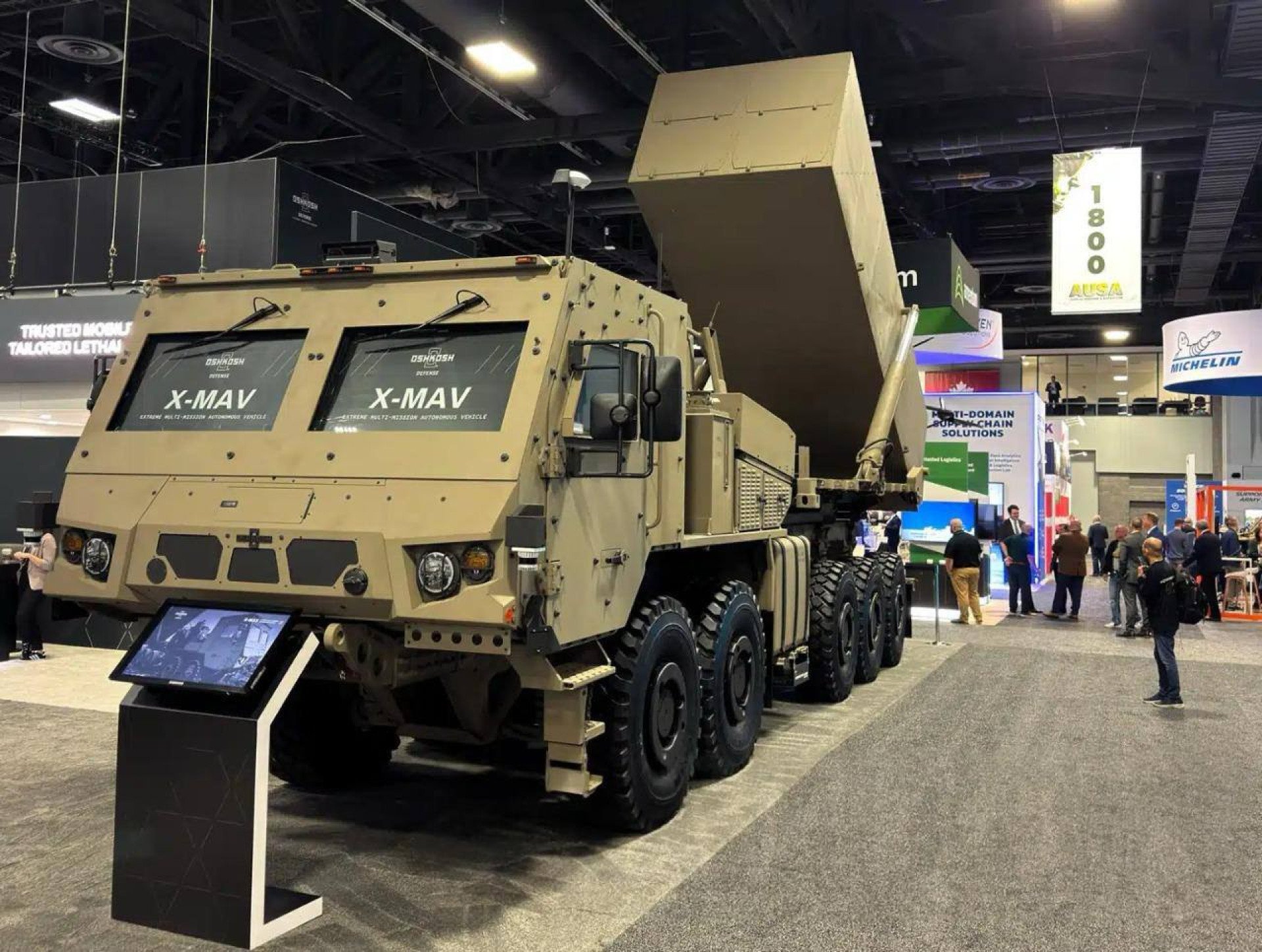 Oshkosh X-MAV Launcher Displayed at AUSA 2025 (Source: Army Recognition) Oshkosh X-MAV Launcher Displayed at AUSA 2025 (Source: Army Recognition)