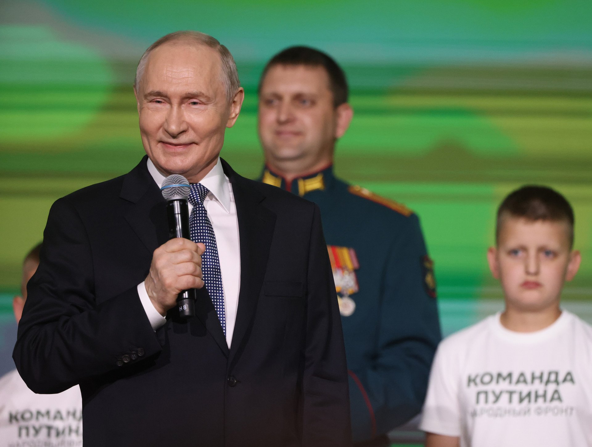 What Is Putin’s Approval Rating? Why It Is Falling Now What Is Putin’s Approval Rating? Why It Is Falling Now