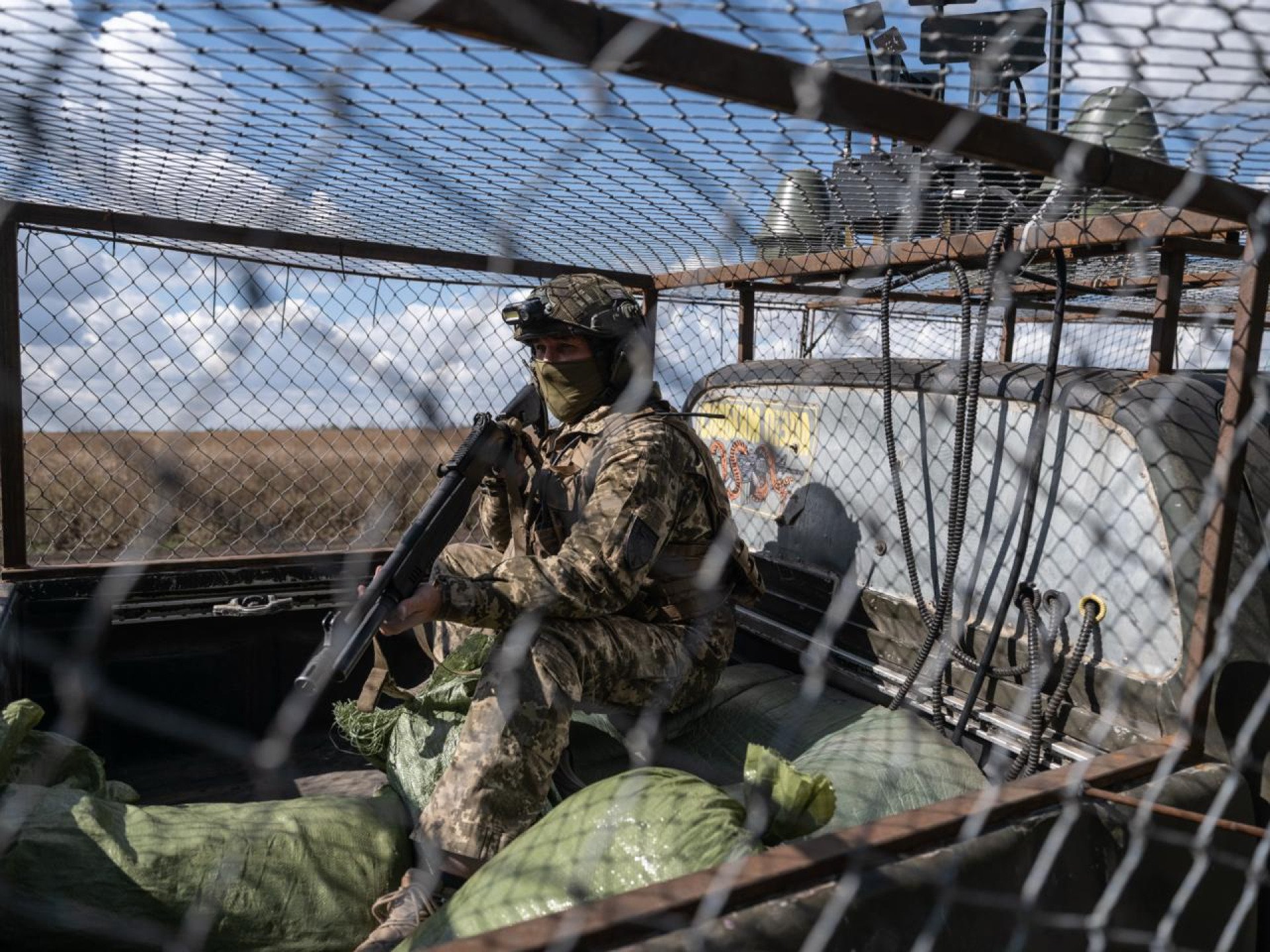 A vehicle equipped with a net to protect from drone attacks. Photo provided by the Communications Department of the 93rd Brigade “Kholodnyi Yar.”