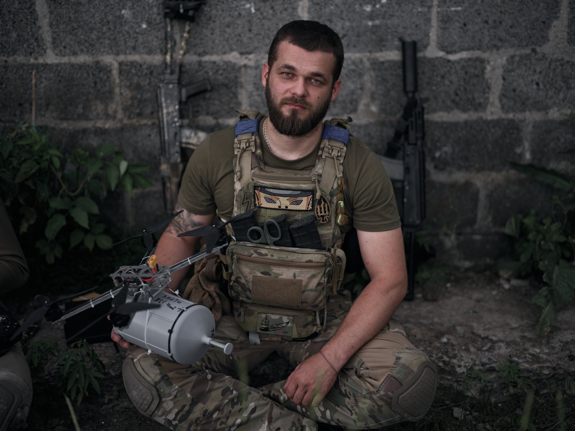 A drone pilot of the 28th mechanised brigade of the Armed Forces of Ukraine tests a fibre optic FPV drone with RPG munition on June 18, 2025 near Kostiantynivka, Donetsk Region, Ukraine. Photo by Kostiantyn Liberov/Libkos via Getty Images.