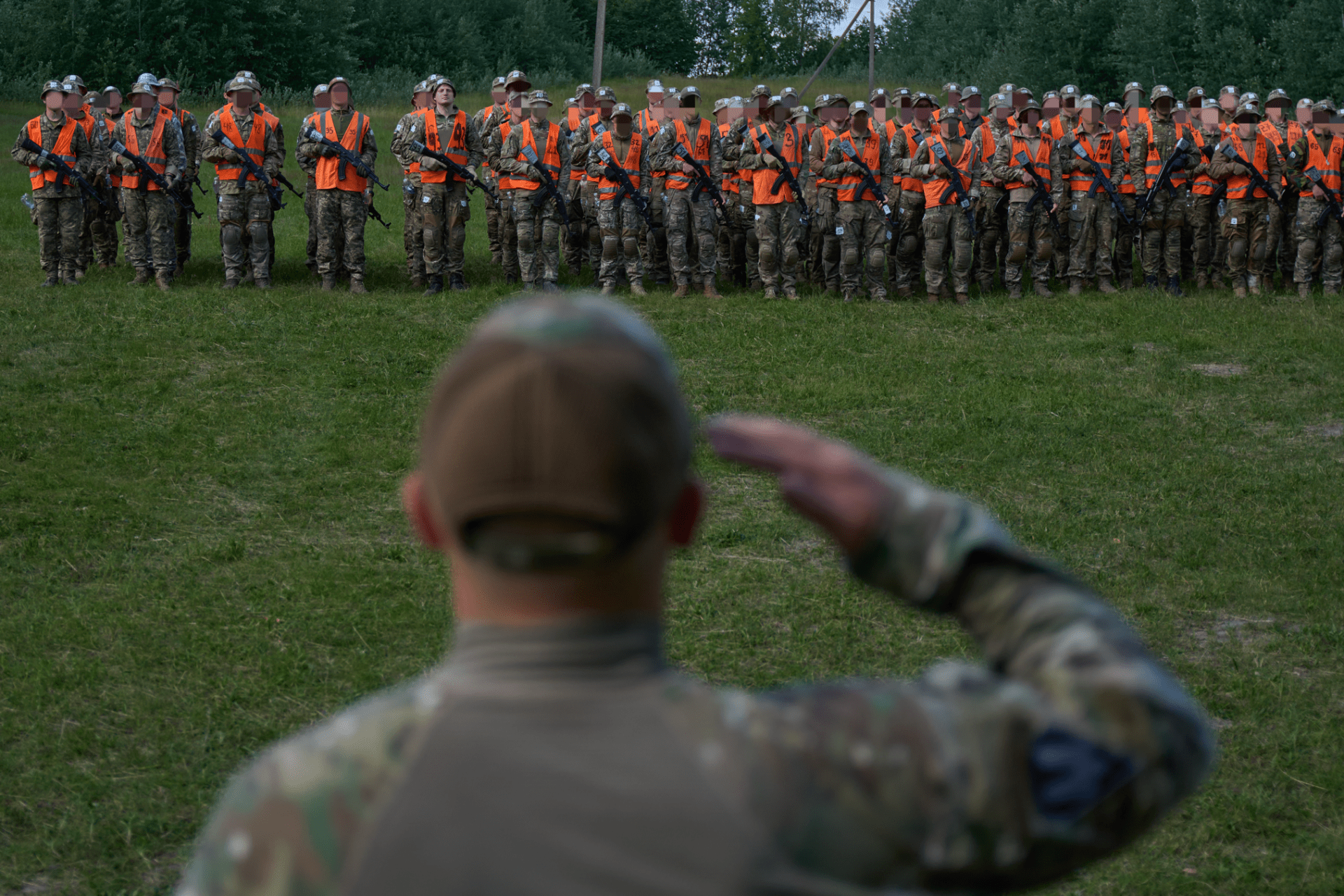 The start of “Selection”—candidates are wished good luck. The coming week is one they will remember for the rest of their lives. The start of “Selection”—candidates are wished good luck. The coming week is one they will remember for the rest of their lives.