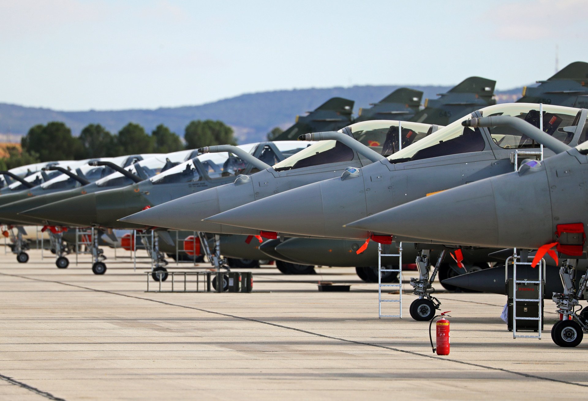 Skyshield Needs Just 120 Warplanes to Stop Putin’s Drones Over Ukraine Before They Reach NATO