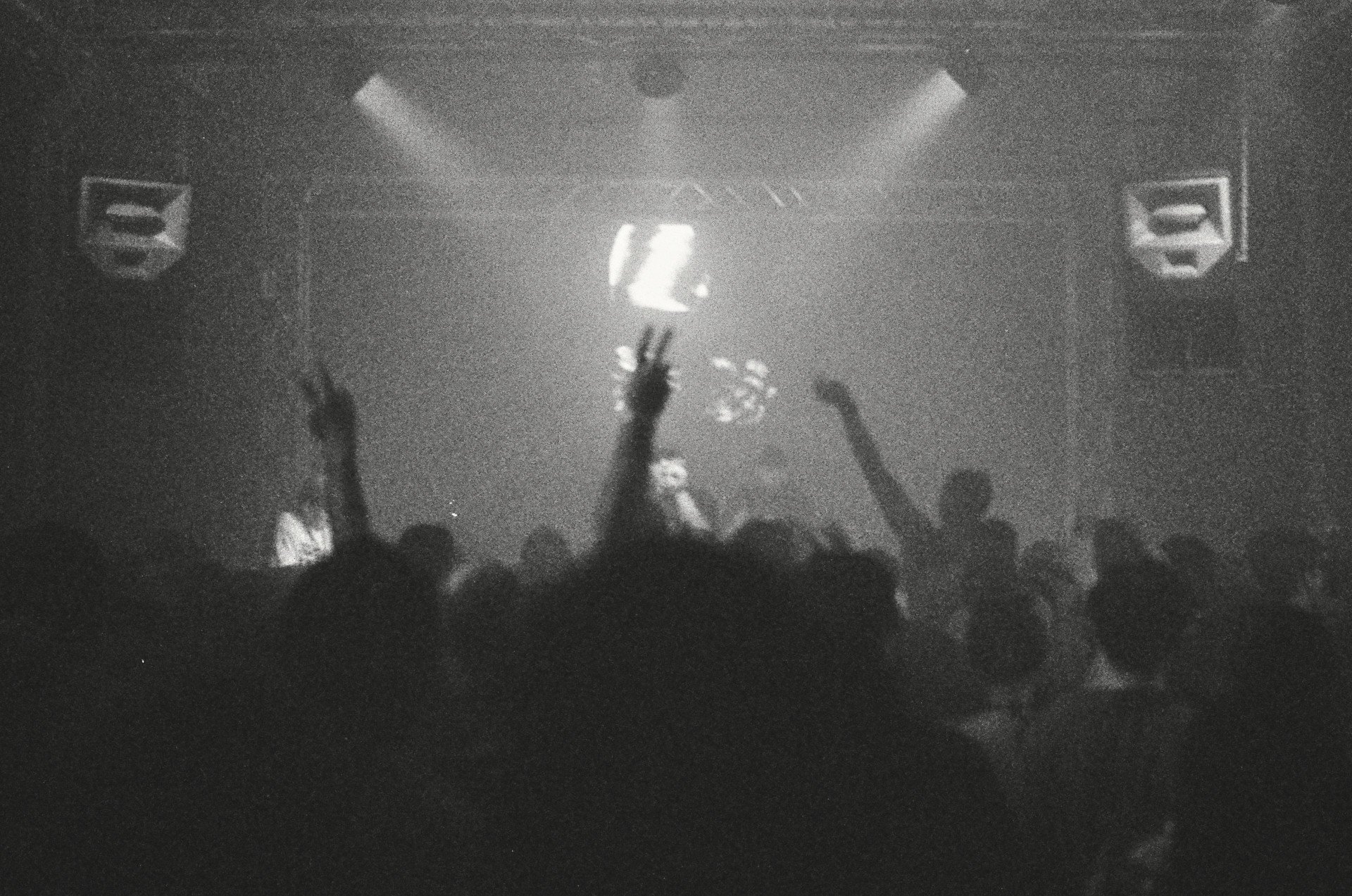 Thirty Kilometres From the Front, Kharkiv’s Underground Raves Go On Thirty Kilometres From the Front, Kharkiv’s Underground Raves Go On