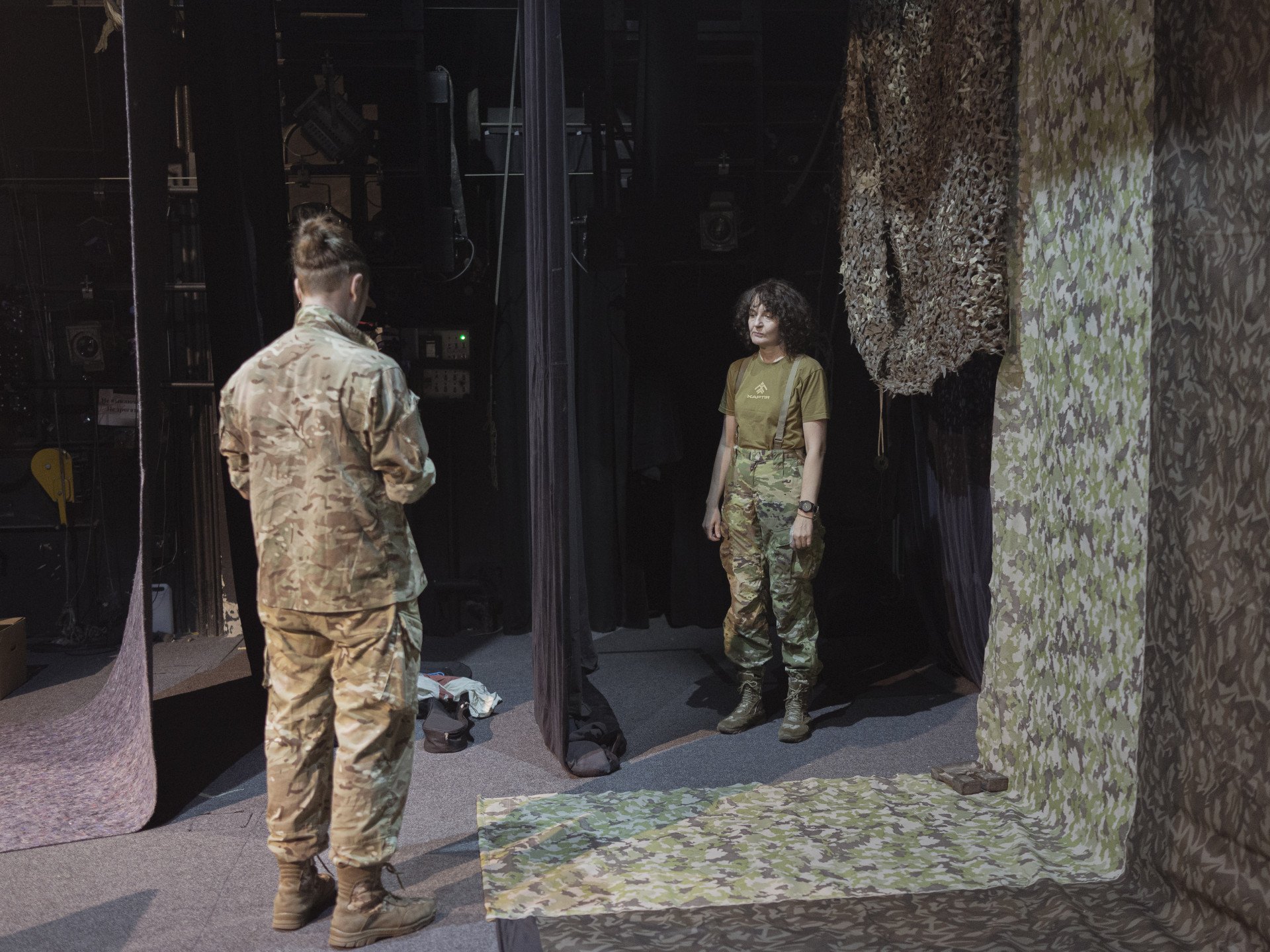 Tetiana Tumasiants volunteered for the Territorial Defense Forces of the Armed Forces of Ukraine at the beginning of Russia's full-scale war against Ukraine. After that, she decided to continue serving in the army in the 13th Brigade Khartiia with her husband, Oleksii, a theater actor. (Photo by Mykyta Kuznetsov / UNITED24 Media) Tetiana Tumasiants volunteered for the Territorial Defense Forces of the Armed Forces of Ukraine at the beginning of Russia's full-scale war against Ukraine. After that, she decided to continue serving in the army in the 13th Brigade Khartiia with her husband, Oleksii, a theater actor. (Photo by Mykyta Kuznetsov / UNITED24 Media)