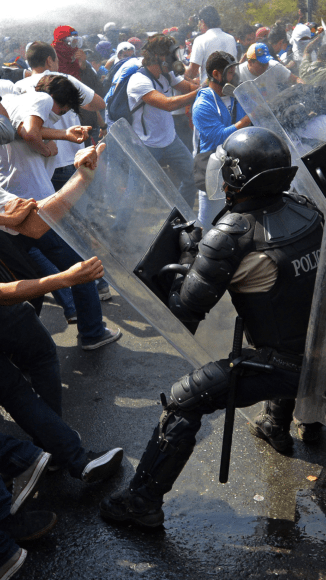 Photo of Russia Secretly Armed Venezuela’s Maduro to Crush Protests