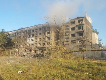 Las bombas aéreas rusas FAB-250 devastan un barrio residencial en Bilozerske, región de Donetsk, Ucrania, el 12 de agosto de 2025. (Fuente: Fiscalía Regional de Donetsk) Las bombas aéreas rusas FAB-250 devastan un barrio residencial en Bilozerske, región de Donetsk, Ucrania, el 12 de agosto de 2025. (Fuente: Fiscalía Regional de Donetsk)