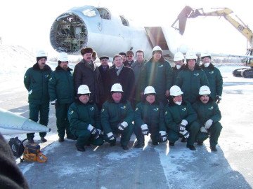 The last Ukrainian Tu-22M3 getting destroyed, January 27, 2006. (Source: Ukrainian Museum of Heavy Bomber Aviation) The last Ukrainian Tu-22M3 getting destroyed, January 27, 2006. (Source: Ukrainian Museum of Heavy Bomber Aviation)