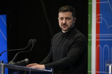 Zelenskyy Confirms US Military Aid Restored, Highlights Growing Defense Ties Zelenskyy Confirms US Military Aid Restored, Highlights Growing Defense Ties