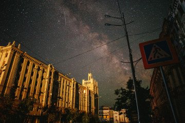 Russia Is Relentlessly Bombing Ukraine. Here's How You Can Ask For More Air Defense