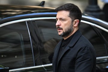 Zelenskyy Urges EU to Begin Accession Talks Despite Hungary's Resistance