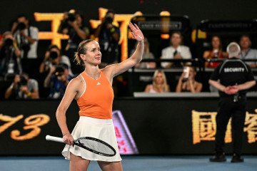 Elina Svitolina celebrates her quarterfinal win over Coco Gauff at the 2026 Australian Open in Melbourne. (Photo: Getty Images)