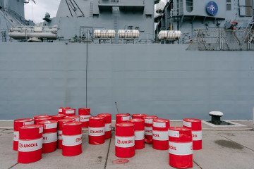 Hungary Claims Ukraine's Ban on Russian Oil Transit Is Blackmail