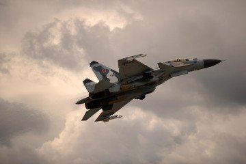 Rusia pierde dos aviones Su-30 al intentar interceptar drones marinos ucranianos. ¿Qué falló?
