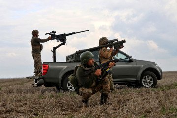 Europe Should Double Down on Ukraine Support, Not Act as Neutral Mediator in Peace Talks, Norway FM Says A mobile fire group of the 208th Kherson Anti-Aircraft Missile Brigade demonstrates coordinated actions and available weapons, in the Mykolaiv region, Ukraine, on March 30, 2026. Illutrative photo. (Source: Getty Images)